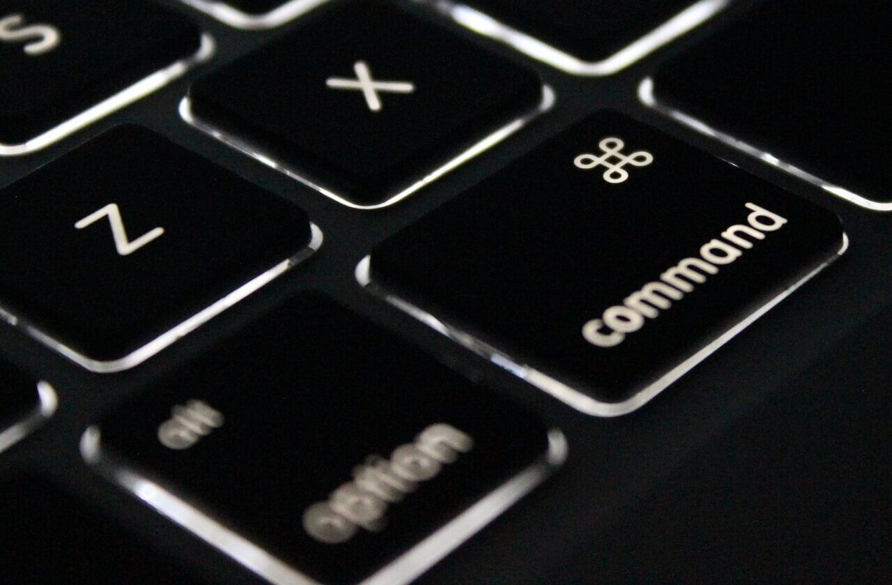 Keyboard showing command button